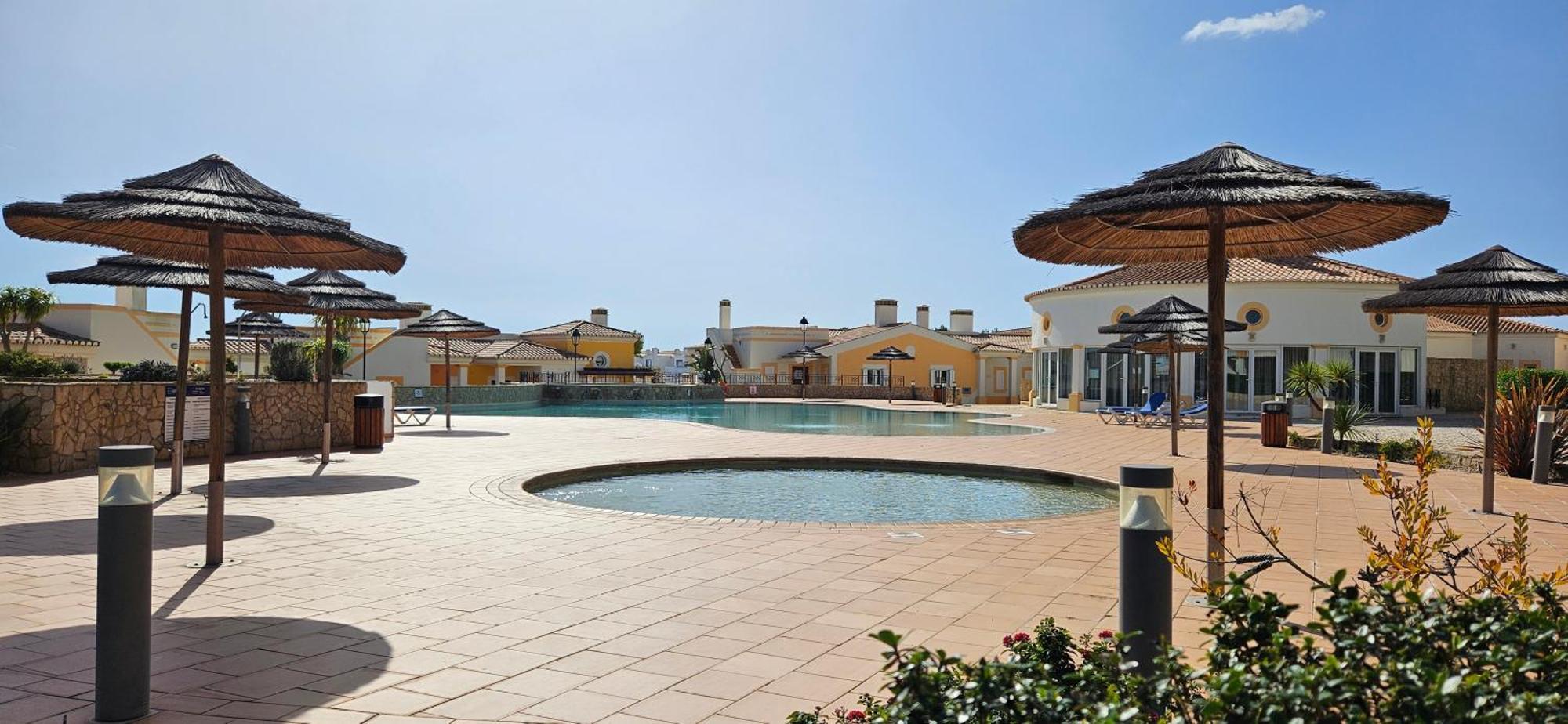 The View - Santo Antonio Villas, Golf & Spa ساليما الغرفة الصورة